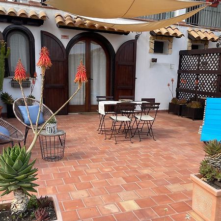 B&B La Torre เรอัลมอนเต ภายนอก รูปภาพ