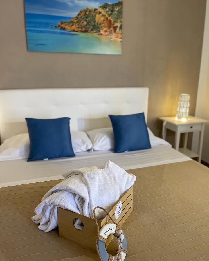 B&B La Torre เรอัลมอนเต ภายนอก รูปภาพ