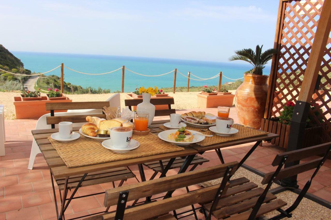 B&B La Torre เรอัลมอนเต ภายนอก รูปภาพ